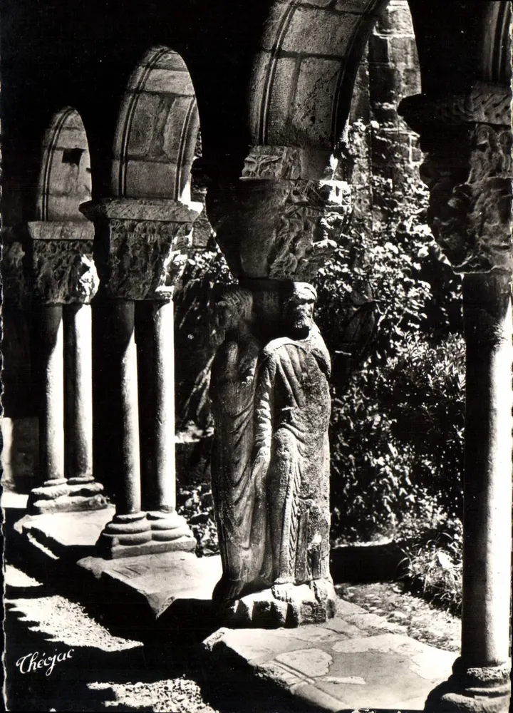 Saint-Bertrand-de-Comminges — Der Cloister — Säule der vier Evangelisten — Théojac - Vorderseite