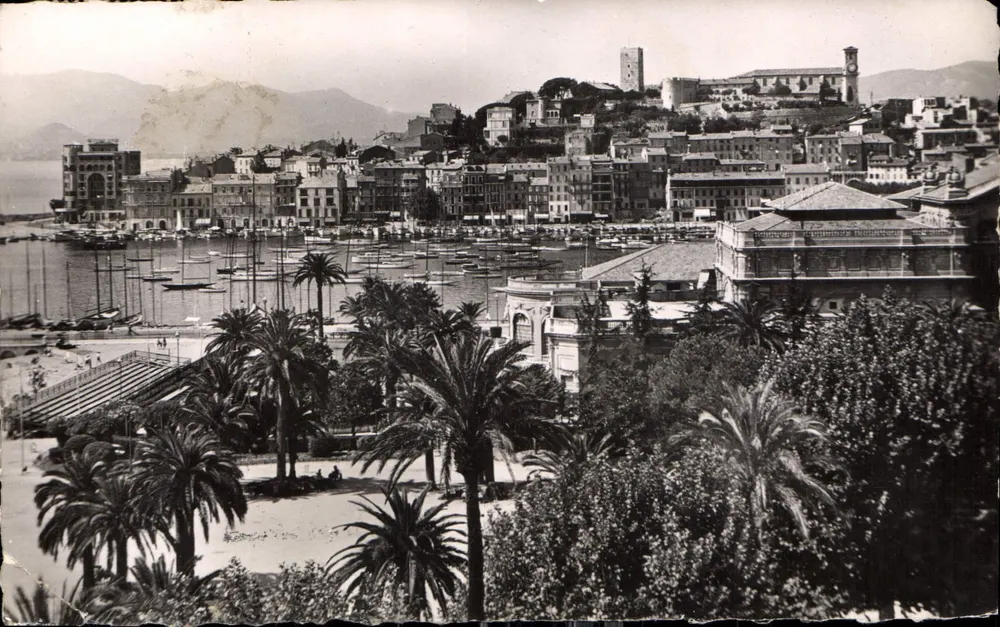 Cannes — Der Hafen und der Mont Chevalier — Edition Véritable - Vorderseite