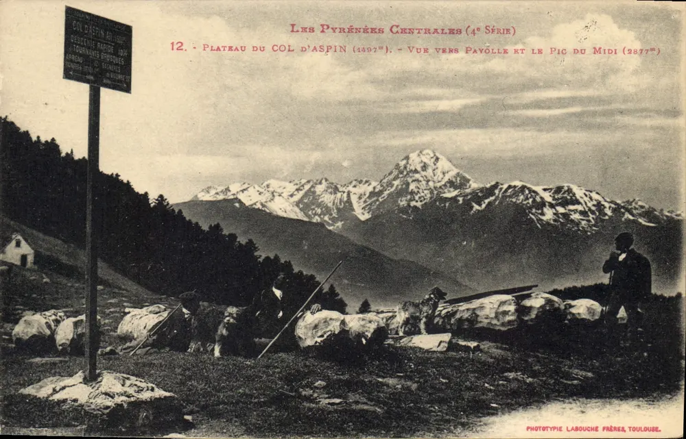 Platéau du Col d'Aspin — Vue vers Pavolle et le Pic du Midi — 4e série Les Pyrénées Centrales - Frente