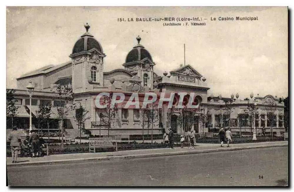 La Baule-sur-Mer (Loire-Inf.) — Das Municipale Casino — Architekt: F. Ménard - Vorderseite