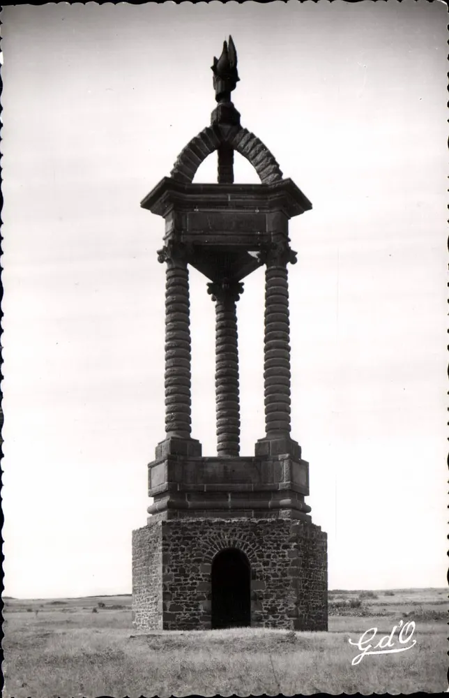 Denkmal von Vercingétorix auf dem Plateau von Gergovie — Clermont-Ferrand, Auvergne — Edition G.d'O - Vorderseite
