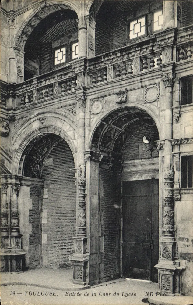Toulouse — Entrada da Cour do Lycée — ND Phol. - Frente
