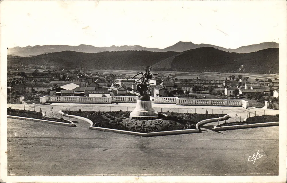 Saint-Gaudens — Aussicht von der Terrasse — Verlag: Éd. Labouche Frères - Vorderseite
