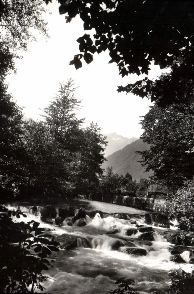 Luchon (H.-G.) - La Pique — Estação termal de verão, estação de esportes de inverno — Edit. JOVE - Luchon - Frente