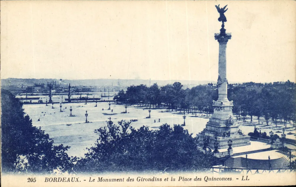 Bordeaux - Der Monument des Girondins und die Place des Quinconces - LL - Vorderseite