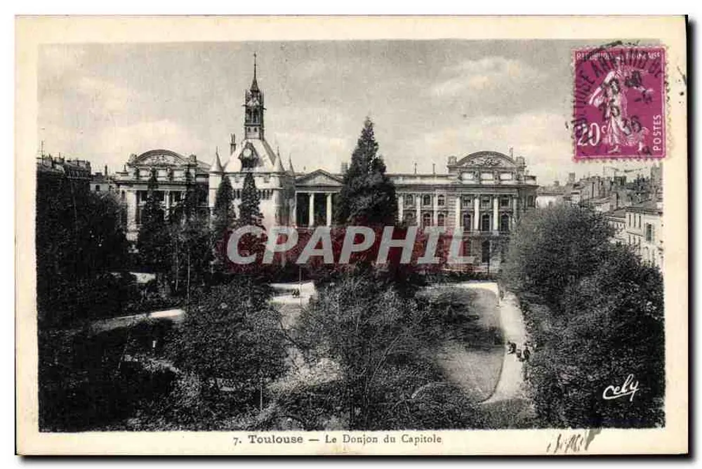 Toulouse — O Donjon do Capitole — Cely - Frente