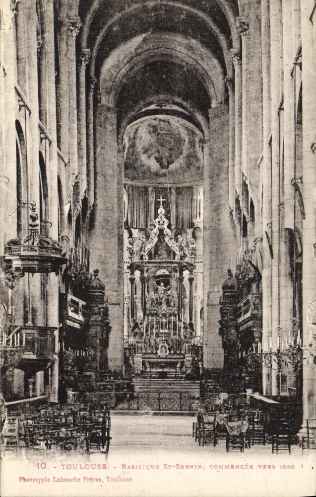 Interior de la Basílica de San Sernín - Toulouse - Fototipia Labouche Frères, Toulouse - Anverso