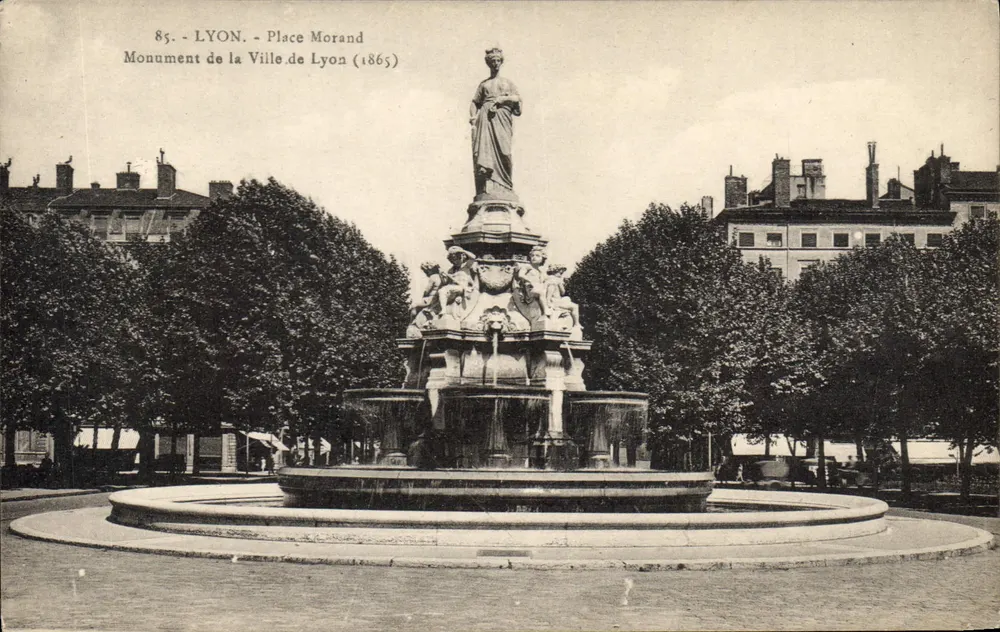 LYON - Place Morand — Denkmal der Stadt Lyon (1865) — unbekannter Verlag, Nr. 85 - Vorderseite