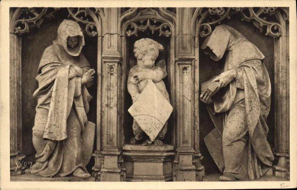Bourg (Ain) - Kirche von Brou - Figuren des Mausoleums von Marguerite de Bourbon (Les Pieucreuses) - Vorderseite