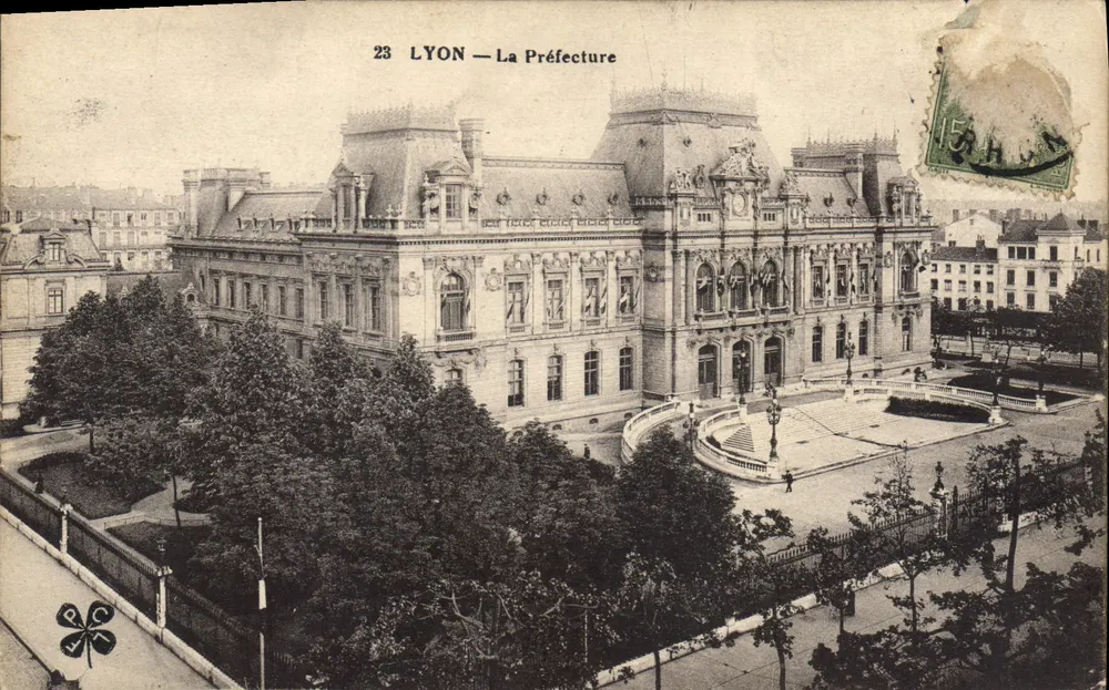 LYON — A Prefeitura — Editor: C. P. M. n°23 - Frente
