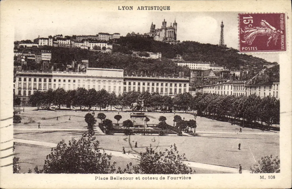Place Bellecour und Fourvière-Hügel — Lyon — Phototype M. Lescuyer, n° M. 108 - Vorderseite