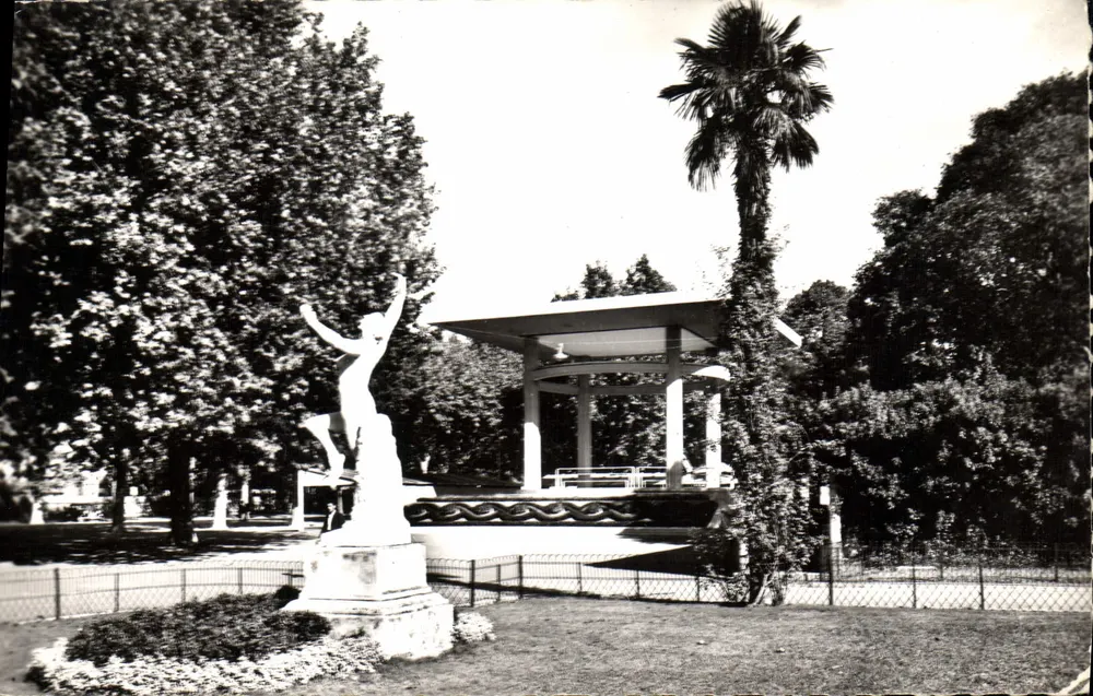 Square public de l'Esplenade — Montpellier (Hérault) — editor desconhecido, n° 34 - Frente