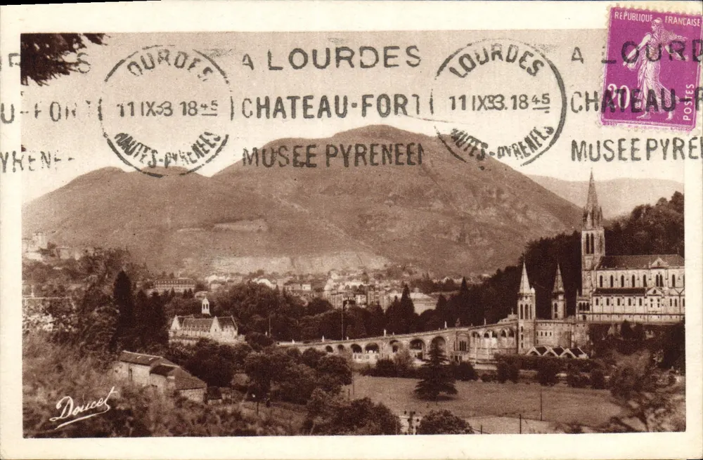 Lourdes — Vista Geral e Pic du Jer — P. Doucet, n°34 - Frente