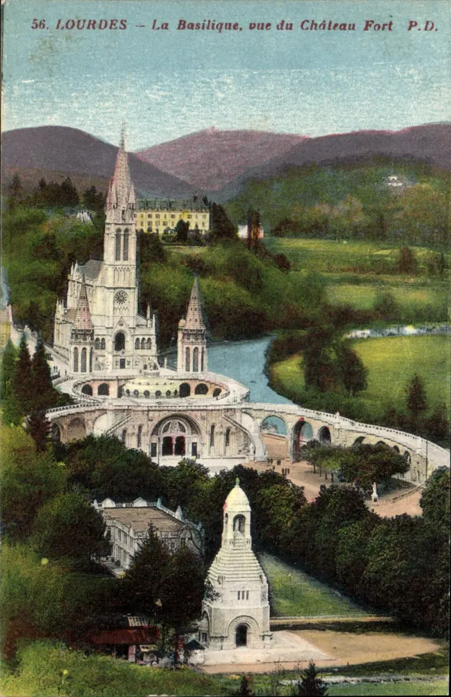 LOURDES — Die Basilika, Blick vom Schloss — P.D. - Vorderseite