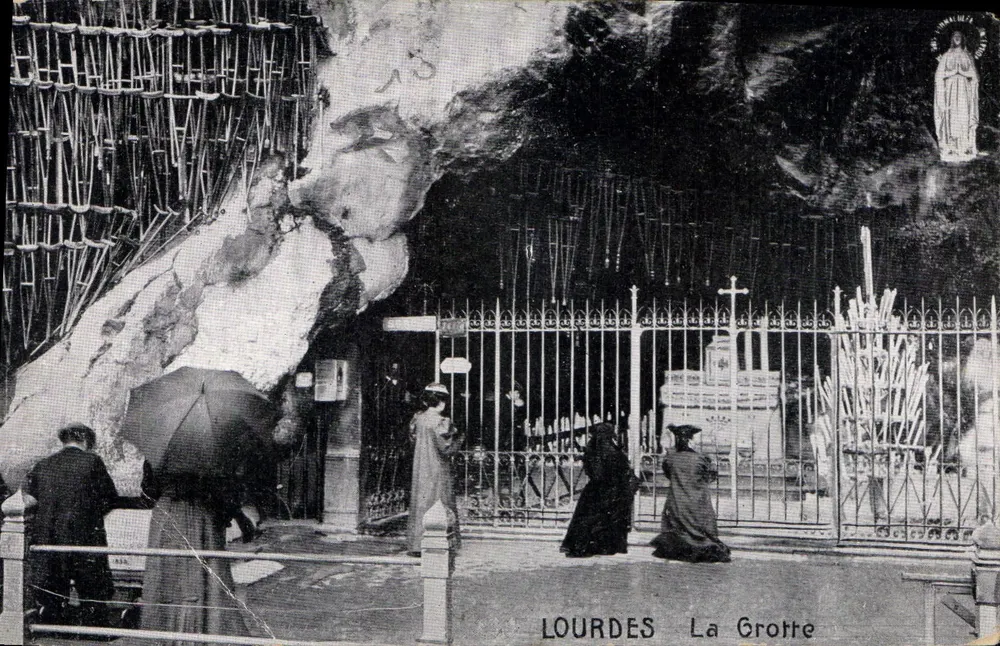 Lourdes — A Gruta — Editor não identificado, número de série não visível - Frente