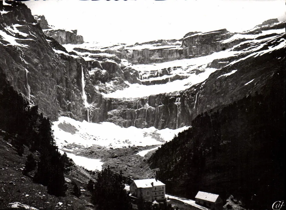 Gavarnie — O Cirque — Réal Photo - Frente