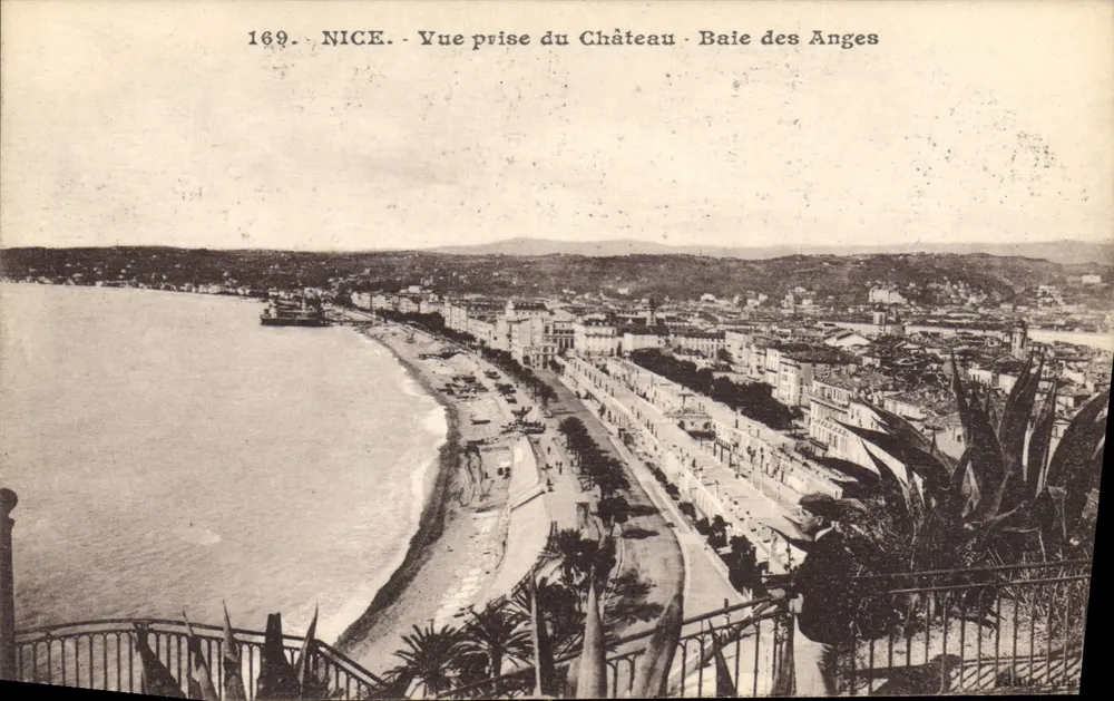 NICE - Vista tomada desde el Castillo - Bahía de los Ángeles - Editor GLETTA, n° 169 - Anverso
