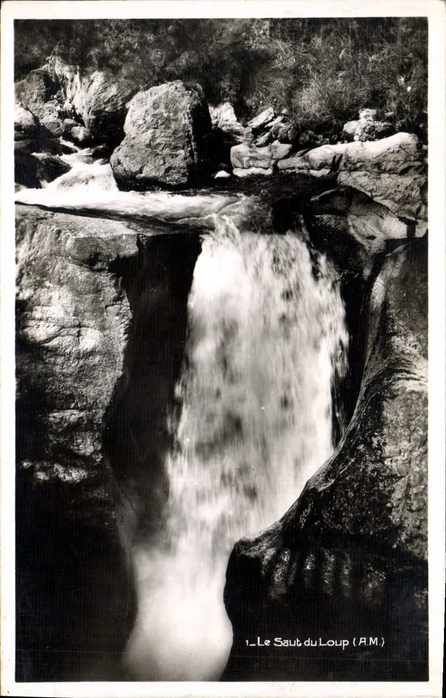 O Salto do Lobo (R.M.) — cascata — Edição E. ALAYRAC - Frente