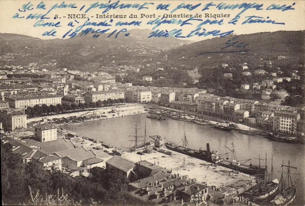 Nice - Interior do Porto - Bairro de Riquier — vista aérea — editor não identificado - Frente