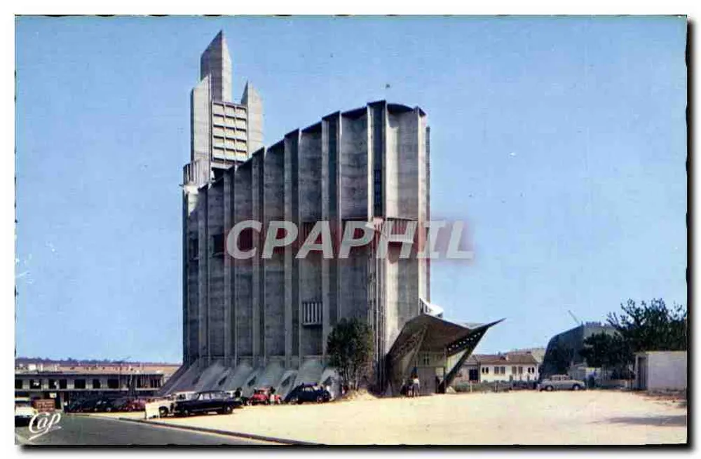 Royan - A Igreja Nossa Senhora — (G. Gillet, arquiteto) — Lumicap - Frente