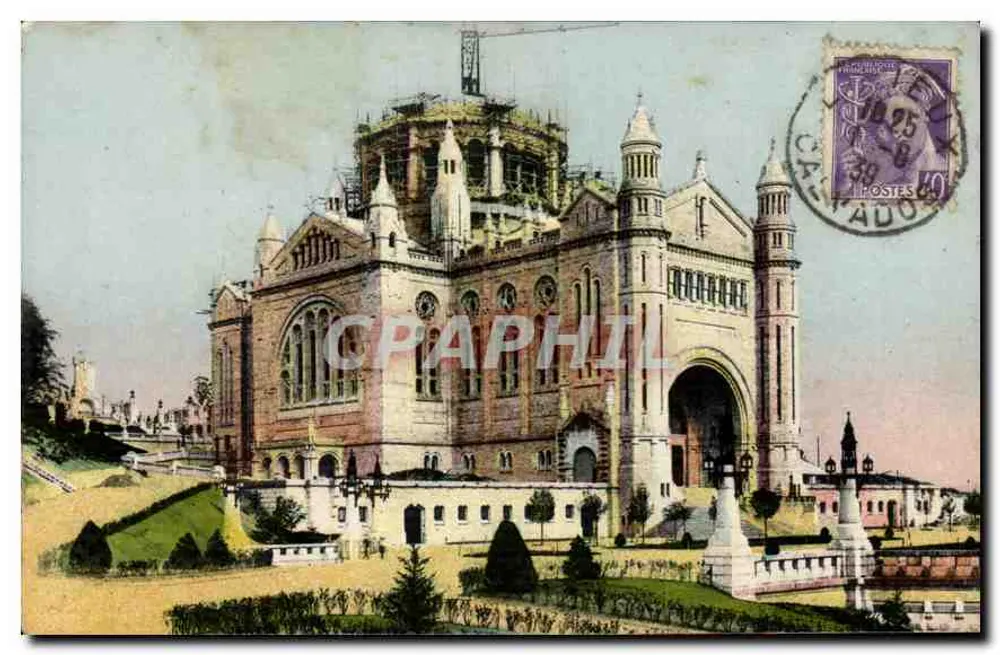 Lisieux — Die Basilika — Aktueller Zustand der Bauarbeiten — BCL, Paris - Vorderseite