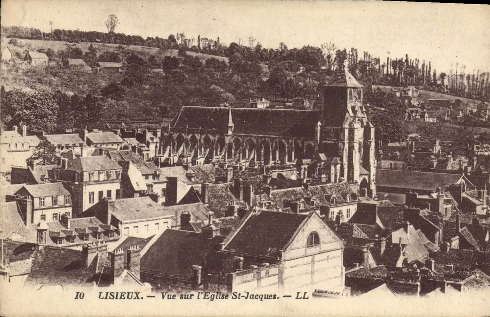 Lisieux — Vista da Igreja de São Jacó — LL - Frente