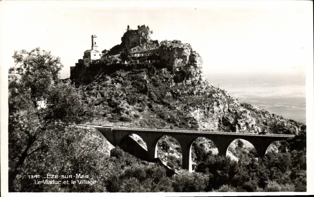 Eze-sur-Mer — Il Viadotto e il Villaggio — Edizione François de Paule, Nizza - Recto