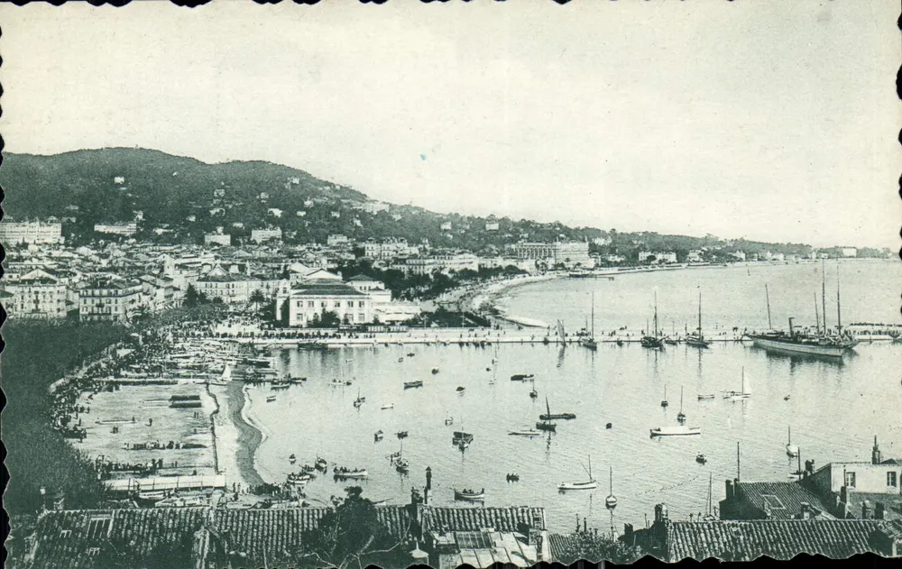 Cannes — Vista panorâmica — Partida para a Europa - Frente