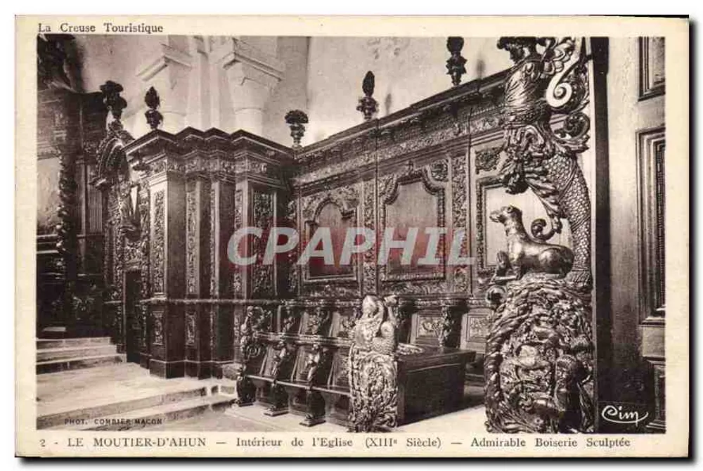 Le Moutier-d'A Hun — Innenansicht der Kirche (13. Jahrhundert) — Bemerkenswerte geschnitzte Holzvertäfelung — La Creuse Touristique - Vorderseite