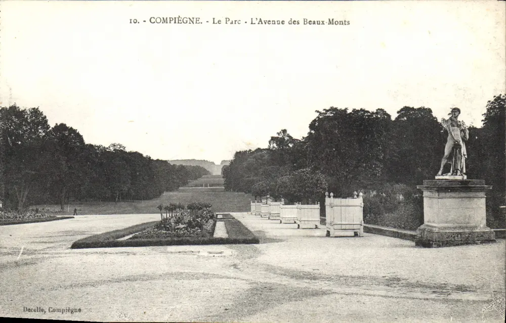 Compiègne - O Parque - A Avenida dos Beaux-Monts — Decelle, Compiegne, n°10 - Frente