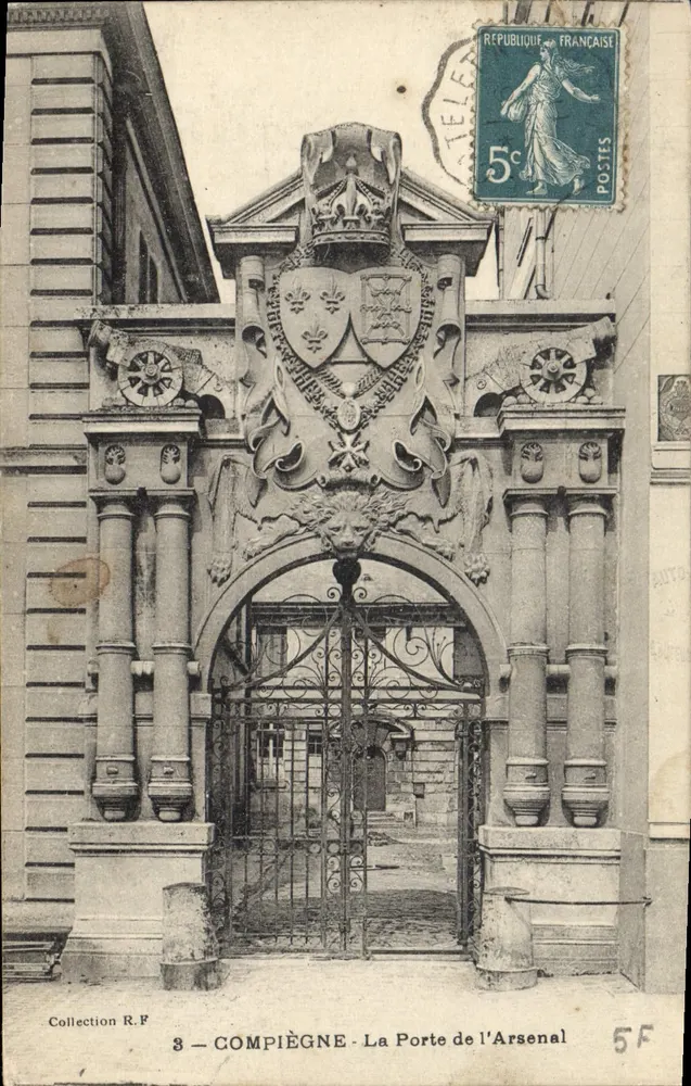 Compiègne — A Porta do Arsenal — Coleção R.F. n°8 - Frente