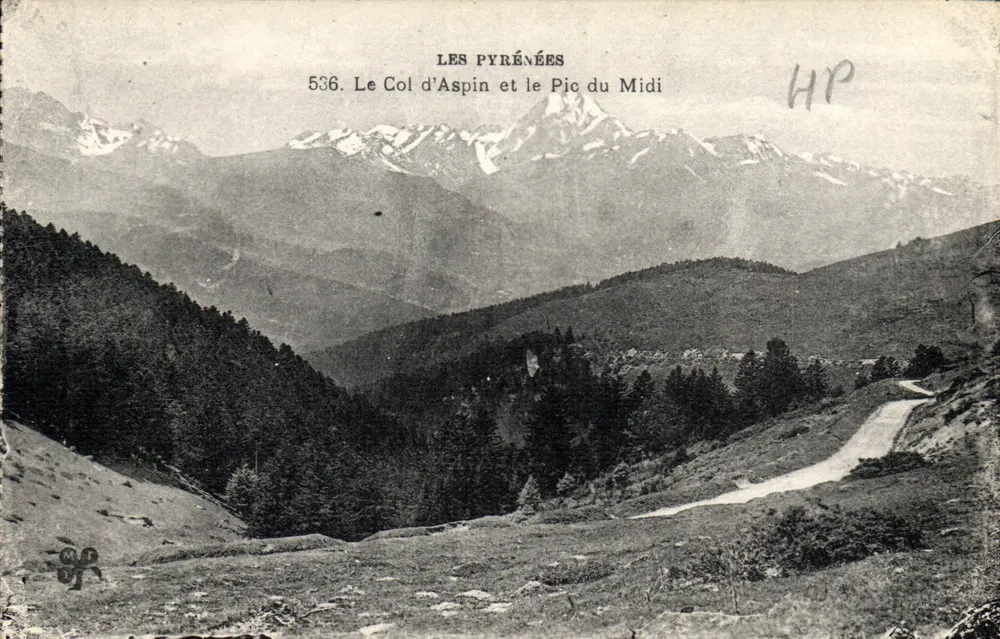 Os Pirineus — O Col d'Aspin e o Pic du Midi — série 536, editor M.L.D. - Frente