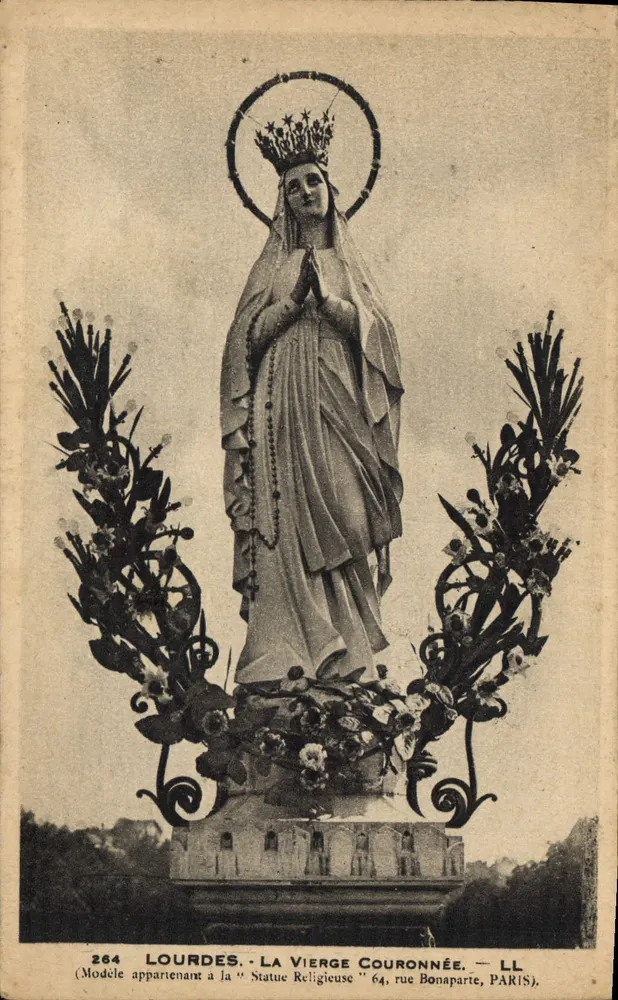Lourdes - A Virgem Coroada — modelo pertencente à 'Statua Religiosa' 64, rue Bonaparte, PARIS. - Frente