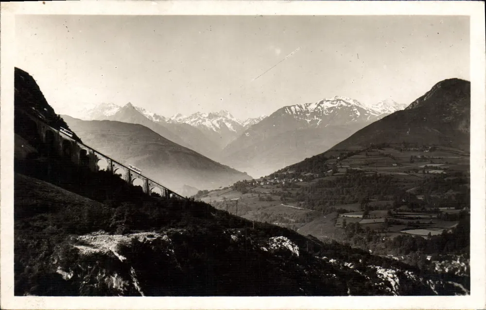 Lourdes — Der Viadukt des Pic du Jer und die Berge — Edition Photo Quinault, Lourdes - Vorderseite