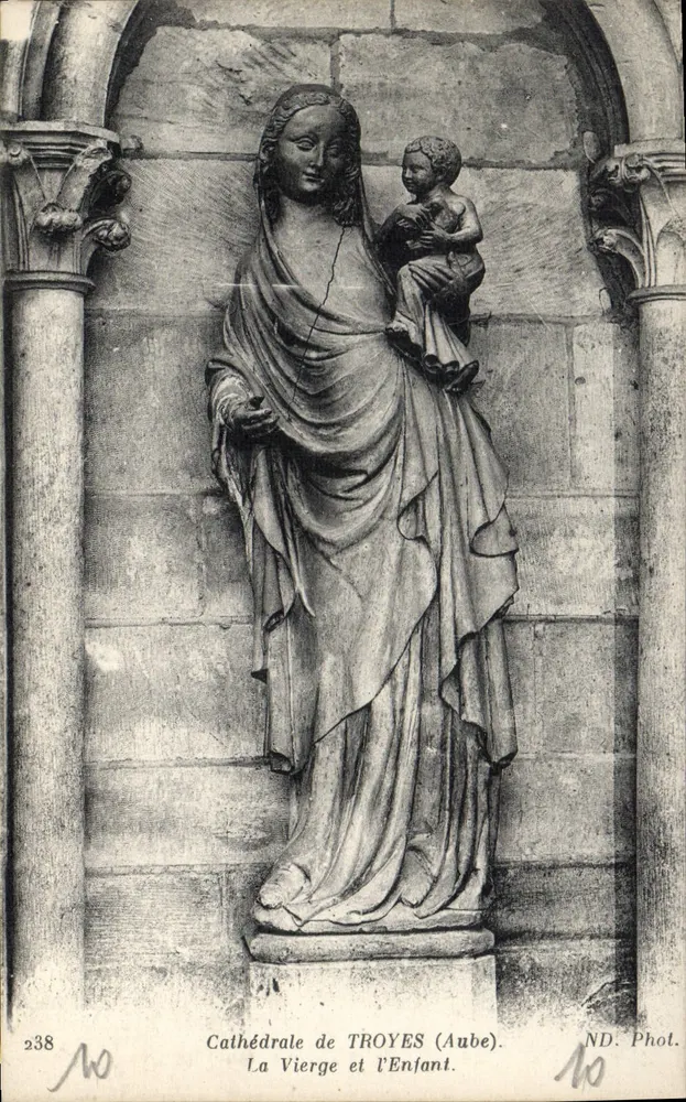 Kathedrale von Troyes (Aube) — Die Jungfrau und das Kind — ND. Phot. - Vorderseite