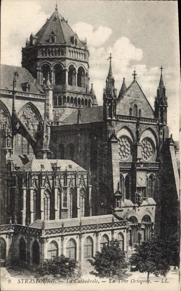 Strasbourg — Die Kathedrale — Die Achteckige Turm — LL - Vorderseite