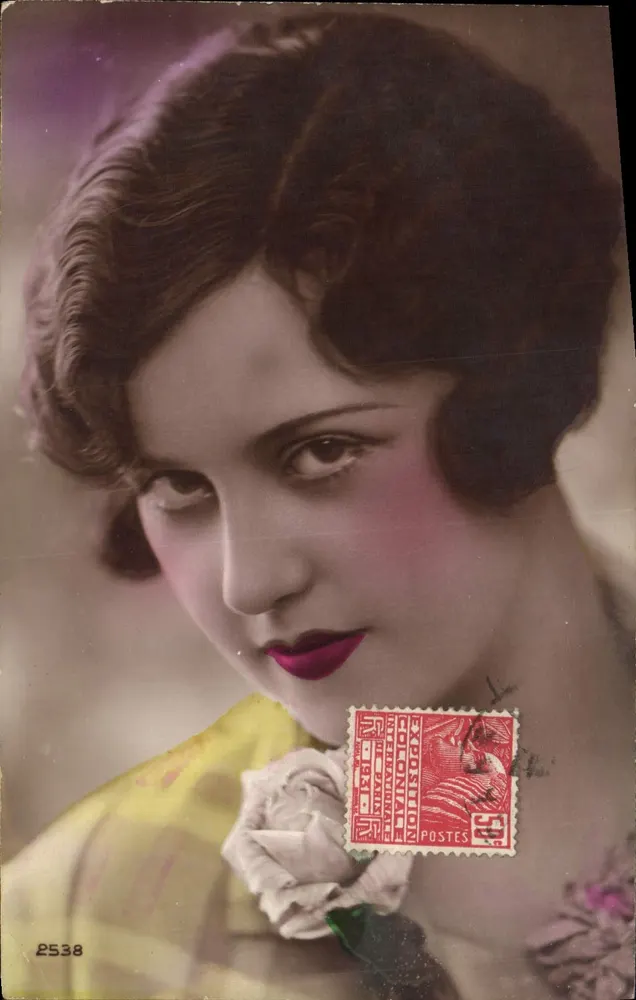Jovem mulher — retrato — Exposição Colonial Francesa 1931, editor anônimo, n° 2538 - Frente
