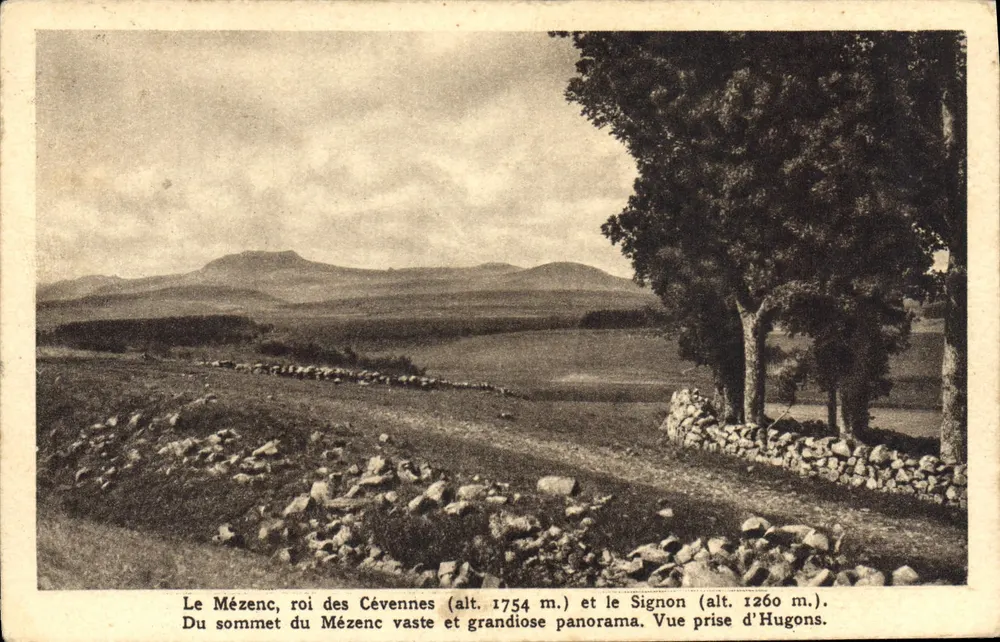 Der Mézenc, König der Cévennes (Höhe 1754 m.) und der Signon (Höhe 1260 m.) — Ansicht von Hugons — Éditions d'Art A. Roquet, Saint-Agrève - Vorderseite