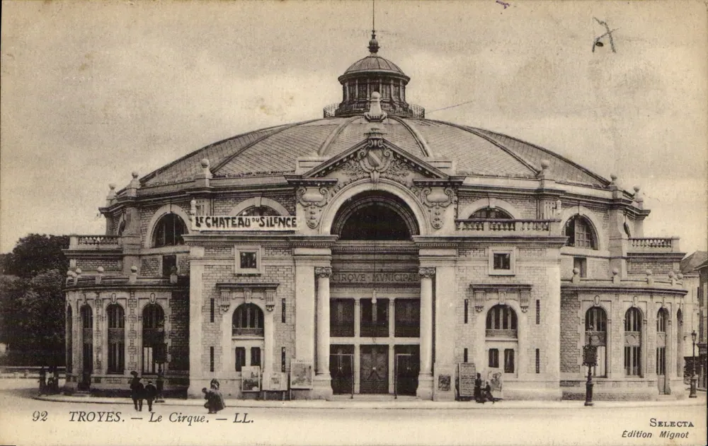 Troyes — Le Cirque — L'Château du Silence — Edição Selecta Mignot - Frente
