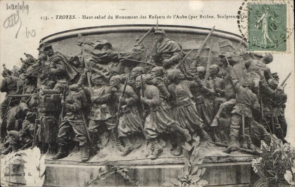 Troyes - Relief des Denkmals der Kinder der Aube (von Briden, Bildhauer von Troyes) - Vorderseite