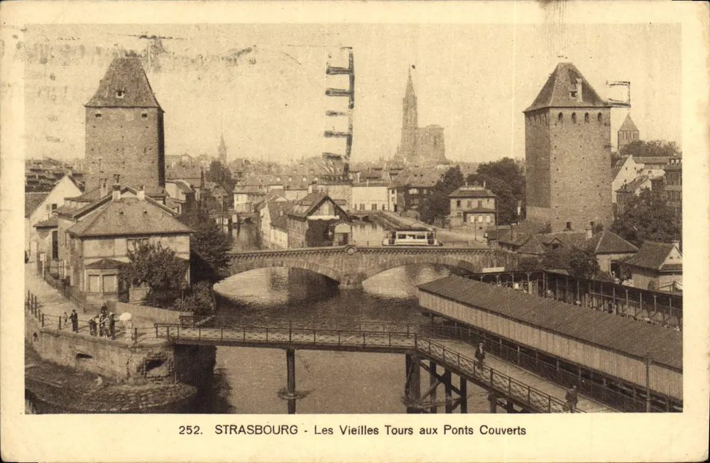 Straßburg - Die Alten Türme an den Überdachten Brücken — anonymer Verlag, Nr. 252 - Vorderseite