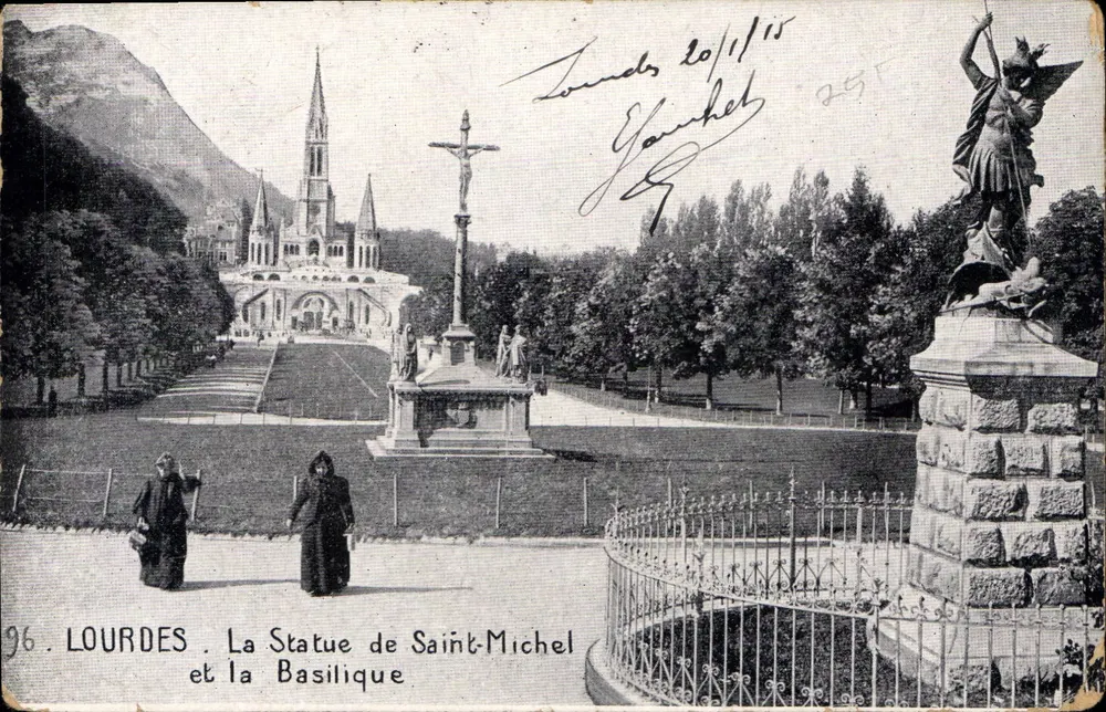 Lourdes. Die Statue des heiligen Michael und die Basilika — Unbekannter Verleger, Nr. 96 - Vorderseite