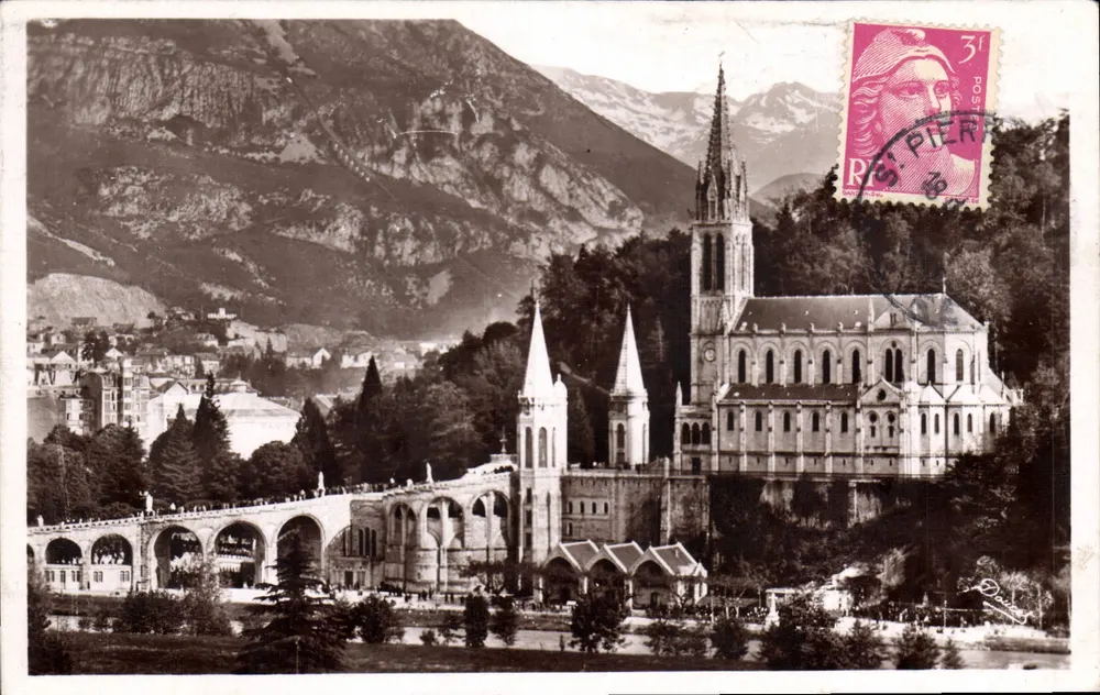 Lourdes — A Basílica e o Pic du Jer — Édition Lourdes - Frente