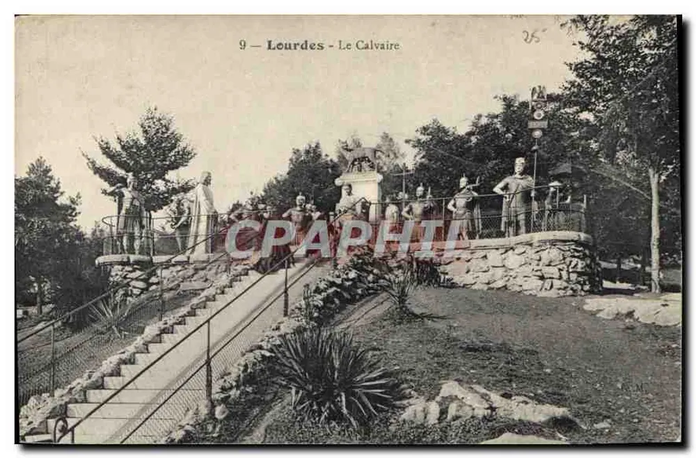 Lourdes - Der Calvary — Ansicht des Calvary mit Statuen und Treppen — Verlag M.D. n°9 - Vorderseite