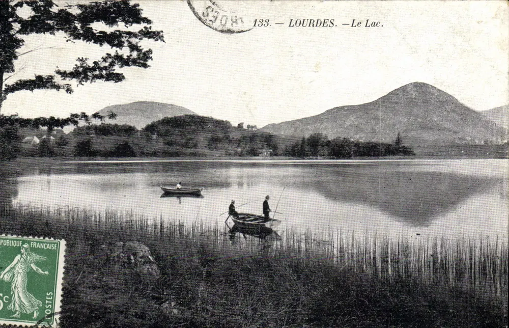 Lourdes — O Lago — Editor não identificado, n° de série 133 - Frente
