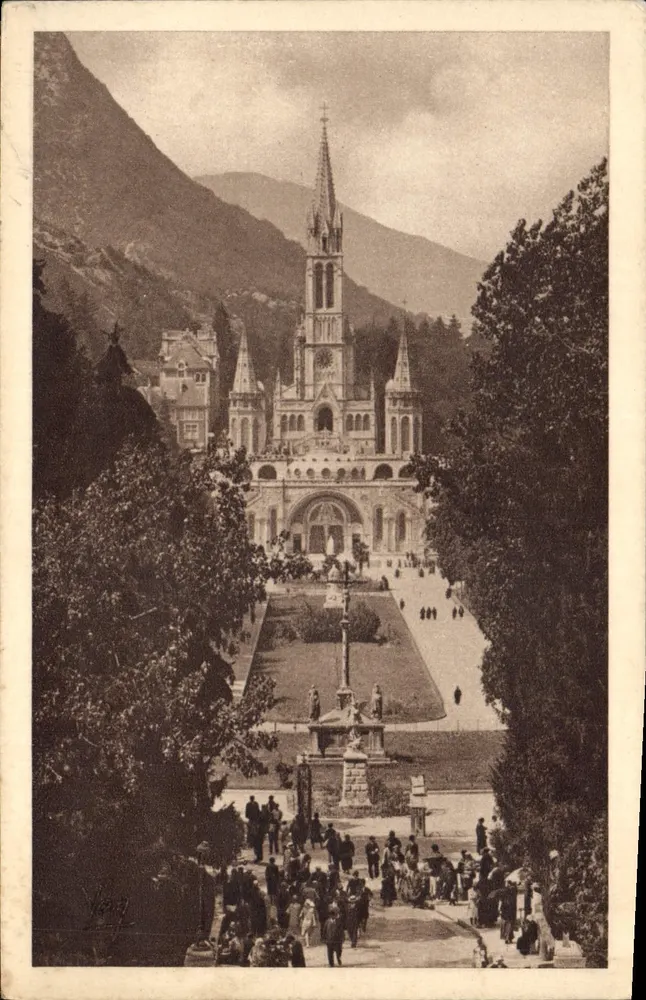 Lourdes — A Basílica e a Esplanada — Edição Phare Quinault - Frente