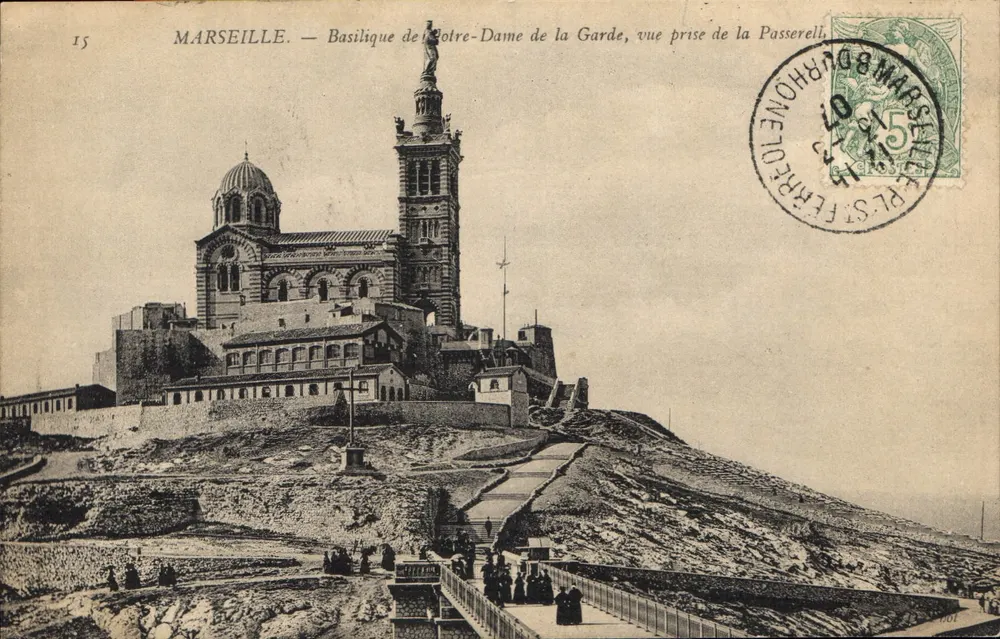 Marseille — Basilique Notre-Dame de la Garde, Ansicht von der Brücke — unbekannter Verlag, n° 15 - Vorderseite