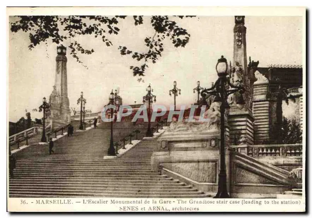 Marneille — Die monumentale Treppe der Station — Sénès und Arnal, Architekten - Vorderseite