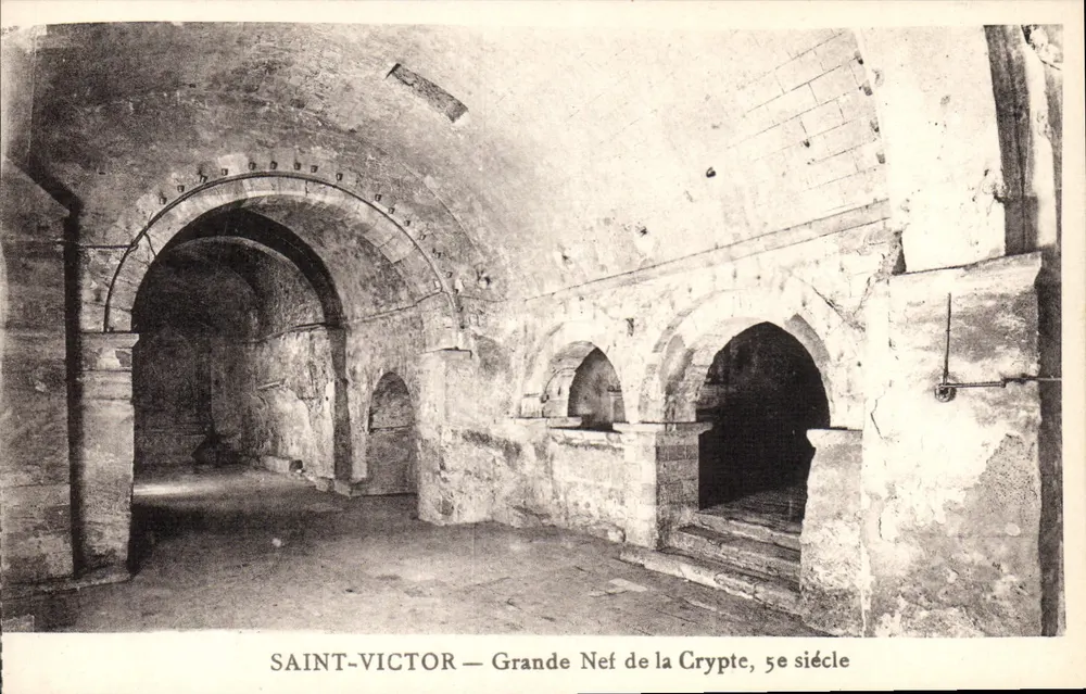 Saint-Victor — Grande Nef da Cripta, Século V - Frente