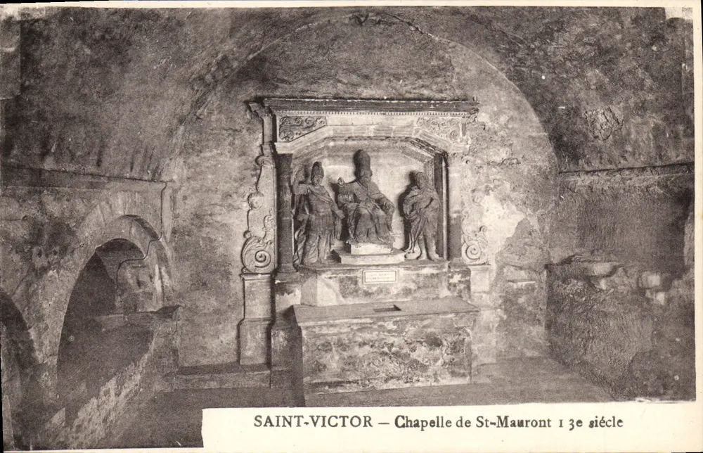 Saint-Victor — Capela de St-Mauront, 13º século - Frente